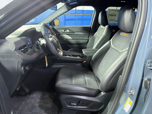 New 2026 Ford Explorer Tremor w/ Tremor Ultimate Package AWD/4WD image 25