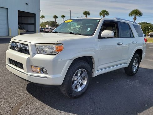 Used 2011 Toyota 4Runner SR5 image 2
