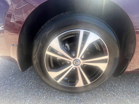 Used 2021 Nissan Sentra SV FWD image 9