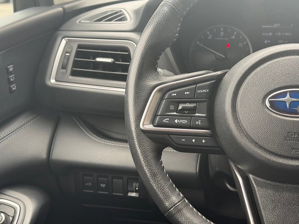 Used 2023 Subaru Ascent Limited AWD/4WD image 13