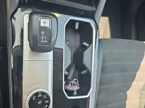 Used 2025 Mitsubishi Outlander SE AWD/4WD image 16