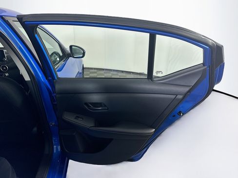 Used 2024 Nissan Sentra SV image 28