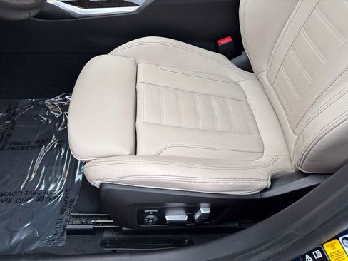 Certified 2023 BMW 330i xDrive Sedan w/ Premium Package image 20