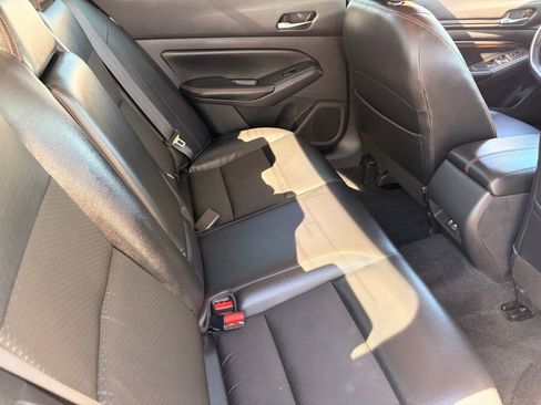 Used 2020 Nissan Altima 2.5 SR FWD image 15