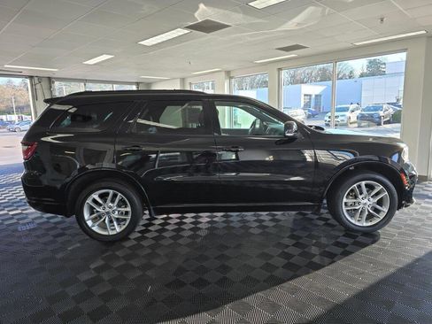 Used 2024 Dodge Durango GT image 4