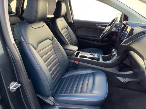 Used 2024 Ford Edge SEL w/ Sport Appearance Package AWD/4WD image 36
