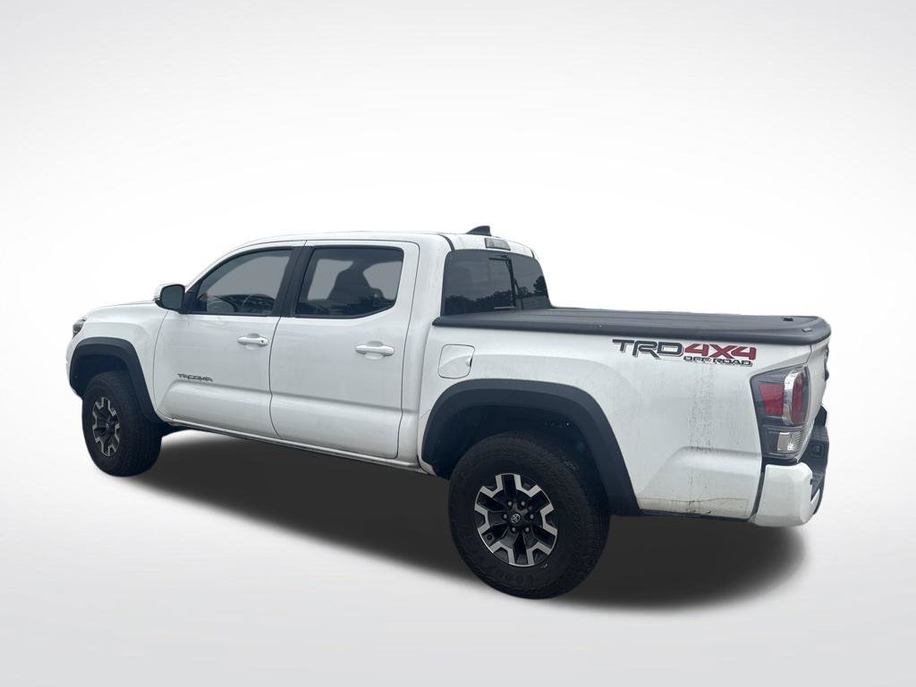 Used 2023 Toyota Tacoma TRD Off-Road w/ Technology Package AWD/4WD image 3