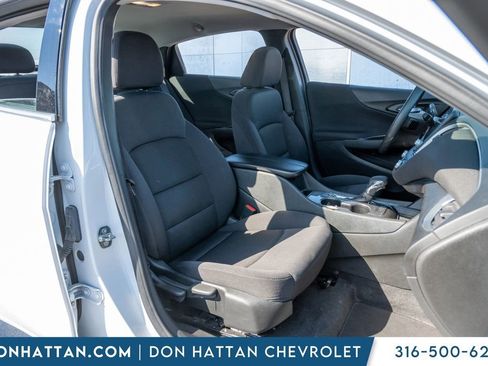 Used 2024 Chevrolet Malibu LT image 24