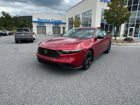 New 2025 Honda Accord SE image 8