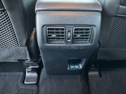 Used 2024 Toyota 4Runner TRD Off-Road Premium image 27