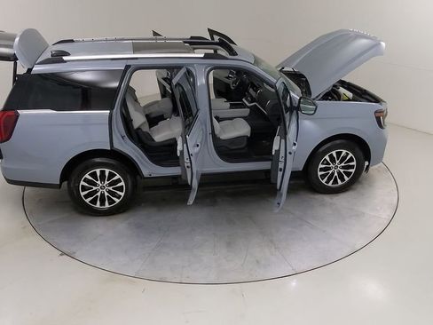 New 2025 Ford Expedition Platinum image 53