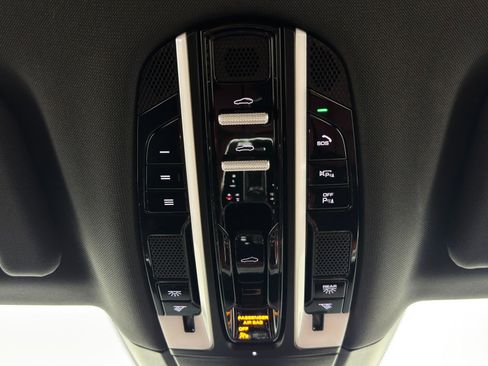 Used 2023 Porsche Panamera Platinum Edition w/ Smoking Package image 37