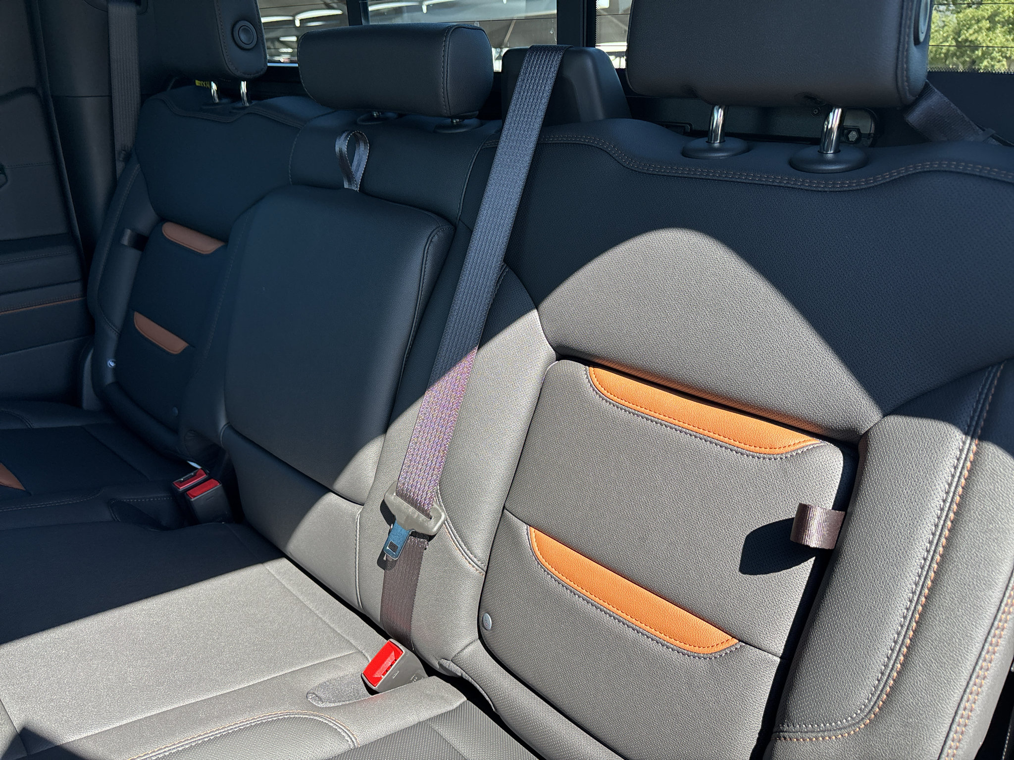 New 2026 GMC Sierra 1500 AT4 w/ AT4 Premium Package AWD/4WD image 27