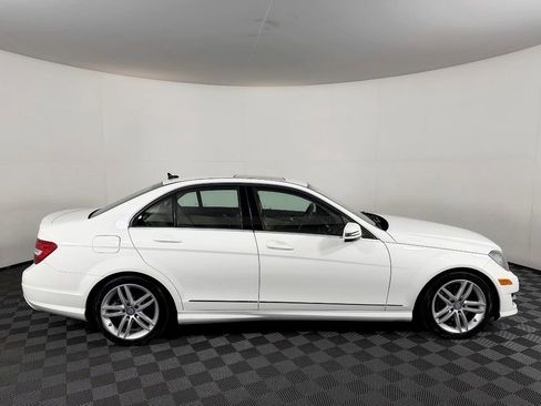 Used 2014 Mercedes-Benz C 300 4MATIC Sedan image 6