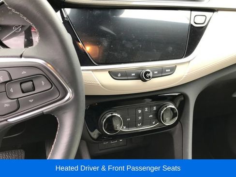 Used 2023 Buick Encore GX Preferred w/ Cold Weather Comfort Package FWD image 8