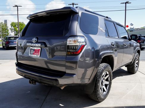 Used 2023 Toyota 4Runner TRD Off-Road AWD/4WD image 8