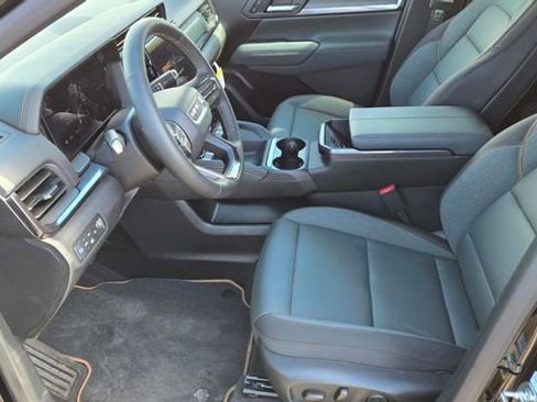 New 2026 GMC Terrain AT4 w/ Technology Package II AWD/4WD image 11