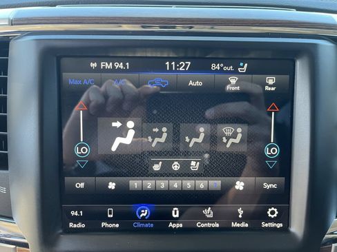 Used 2017 RAM 2500 Laramie w/ Convenience Group AWD/4WD image 26