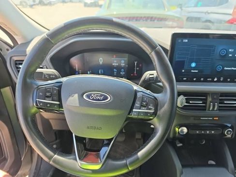 Used 2023 Ford Escape Active w/ Tech Pack #1 AWD/4WD image 7