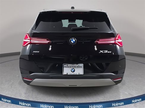 Used 2025 BMW X3 xDrive30i w/ Premium Package image 7