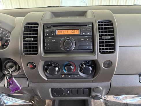 Used 2013 Nissan Xterra X RWD image 17