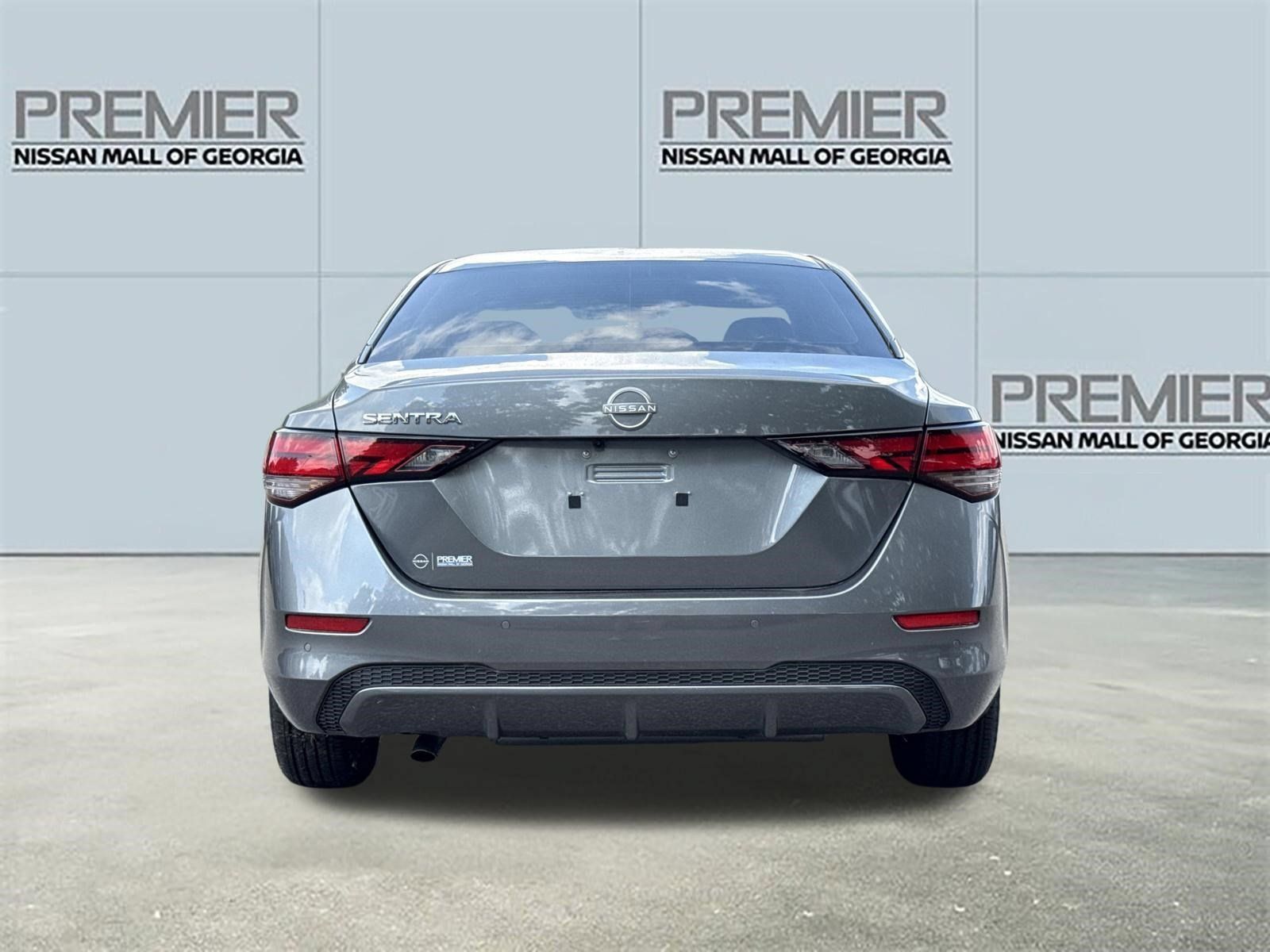 Used 2025 Nissan Sentra S FWD image 17
