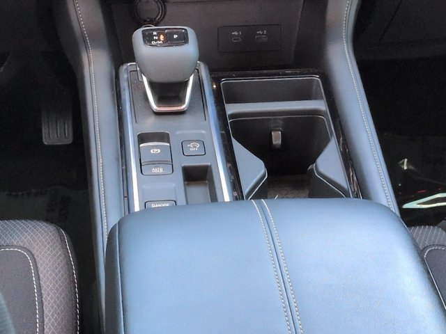 Used 2024 Nissan Pathfinder SV FWD image 19