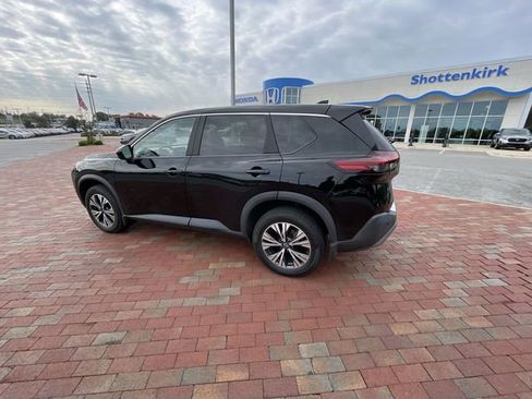 Used 2023 Nissan Rogue SV FWD image 24