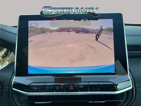 New 2026 Jeep Compass Latitude image 13