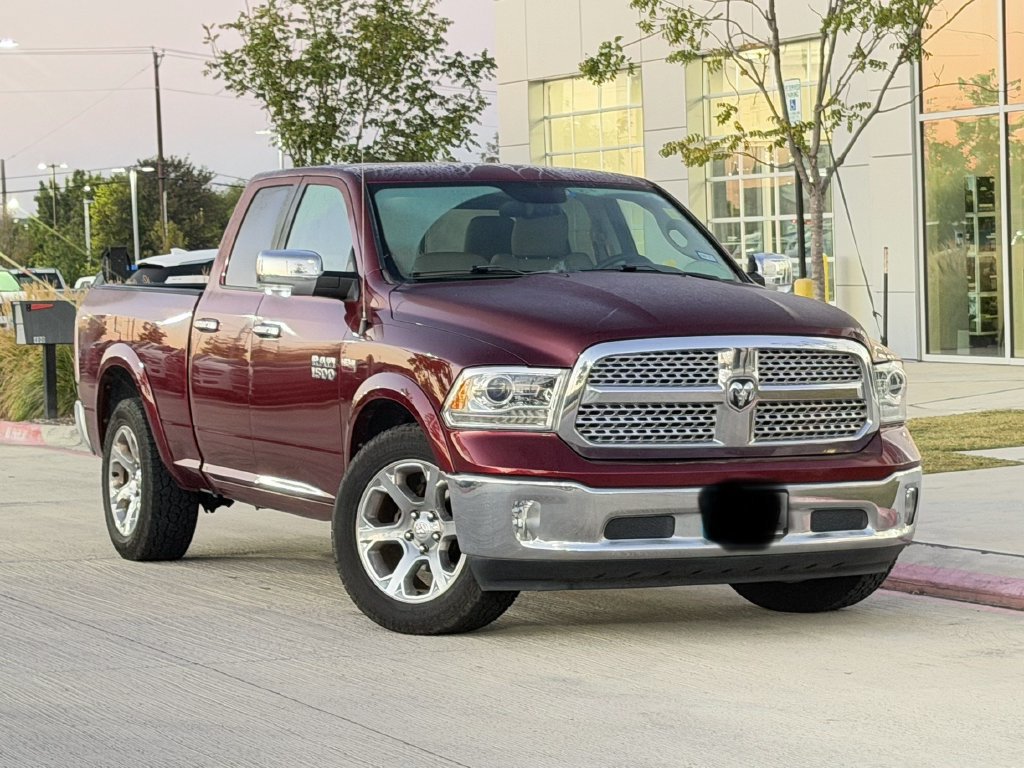 Used 2018 RAM 1500 Laramie RWD image 1