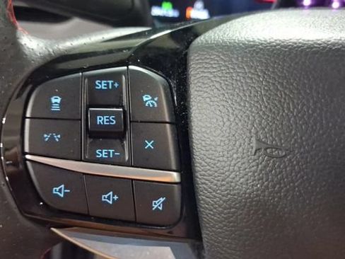 Used 2025 Ford Explorer ST-Line AWD/4WD image 31