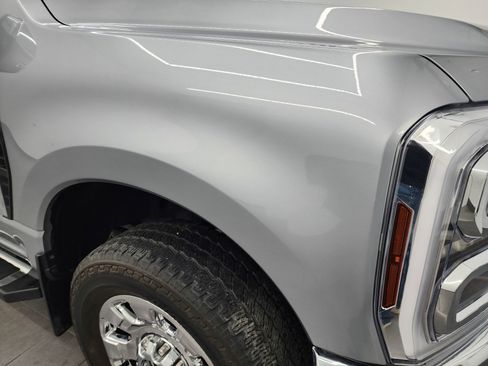 Used 2024 Ford F250 Lariat w/ Chrome Package image 25