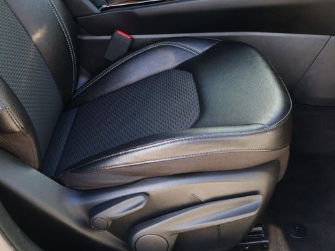 Used 2024 Jeep Compass Latitude w/ Altitude Special Edition image 15