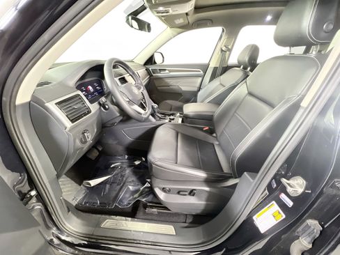 Used 2023 Volkswagen Atlas SE image 20