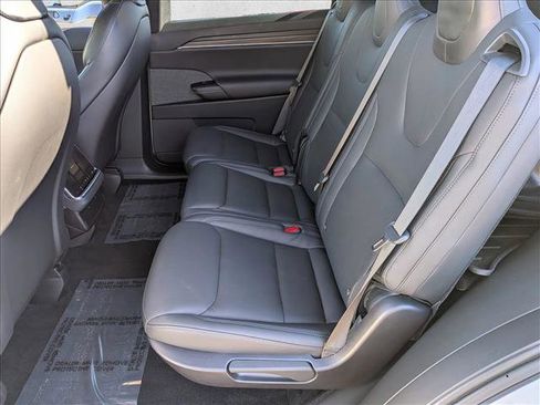 Used 2023 Tesla Model X image 19