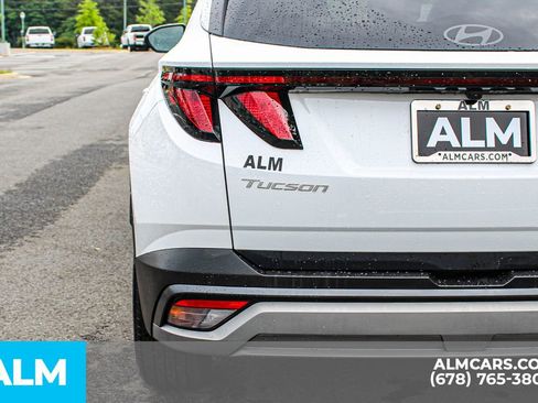 Used 2026 Hyundai Tucson SEL FWD image 13
