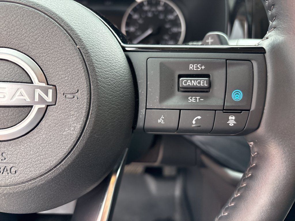 Certified 2024 Nissan Pathfinder SL w/ SL Premium Package FWD image 33