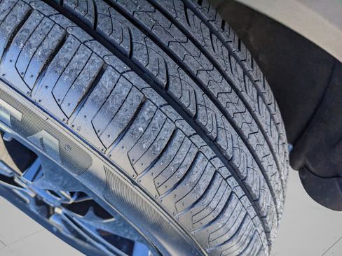 Used 2022 Ford Escape SE image 41