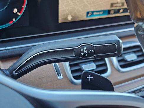 Used 2021 Mercedes-Benz GLE 350 4MATIC image 28