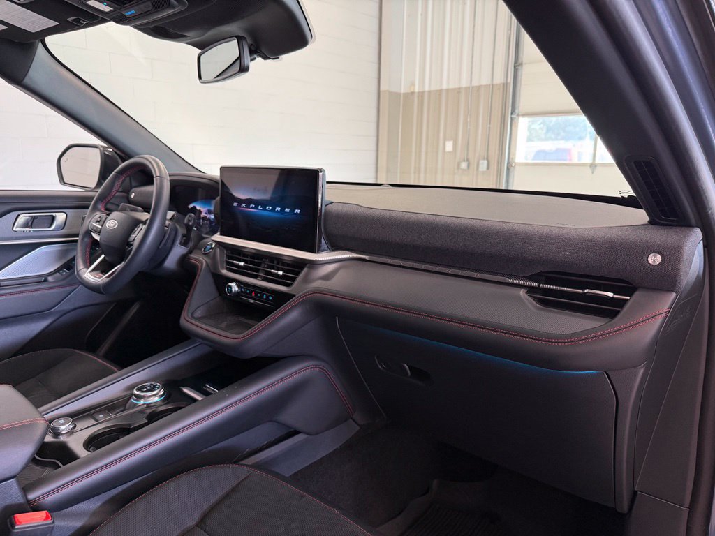 Certified 2025 Ford Explorer ST AWD/4WD image 41