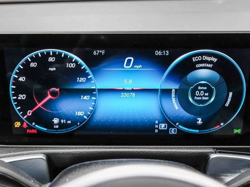 Certified 2021 Mercedes-Benz GLB 250 image 25