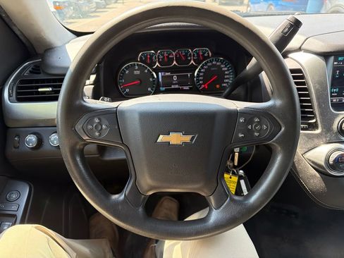 Used 2019 Chevrolet Tahoe 4WD image 11