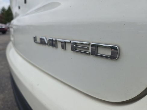 Used 2019 Jeep Compass Limited AWD/4WD image 12