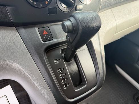 Used 2017 Chevrolet City Express LS image 21