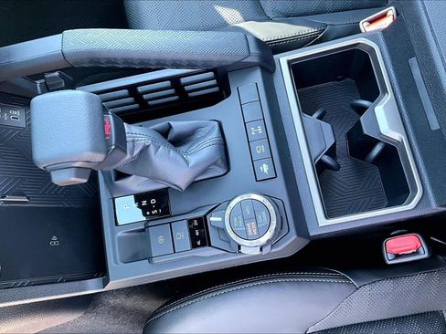 New 2026 Toyota 4Runner TRD Off-Road Premium AWD/4WD image 7