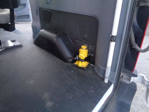 Used 2019 Ford Transit 150 XLT RWD image 32