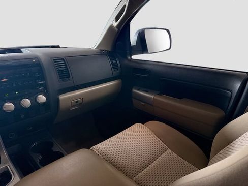 Used 2009 Toyota Tundra SR5 w/ TRD Off-Road Pkg AWD/4WD image 21