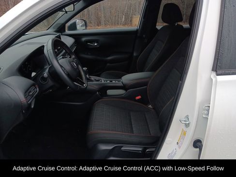 Used 2024 Honda HR-V Sport image 13