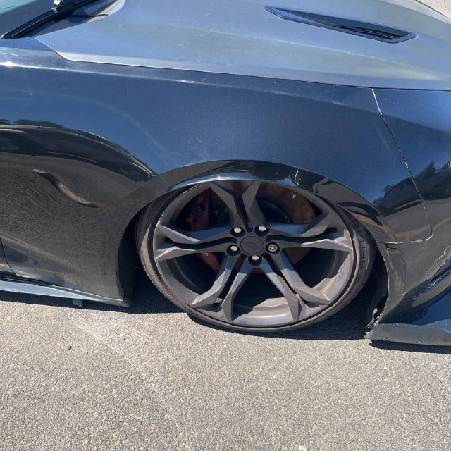 Used 2018 Chevrolet Camaro SS RWD image 10