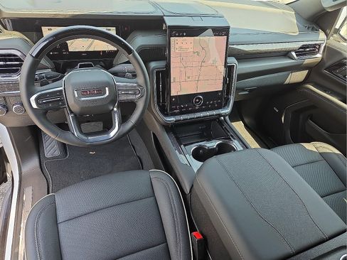 Used 2026 GMC Yukon XL Elevation w/ Elevation Premium Package AWD/4WD image 6